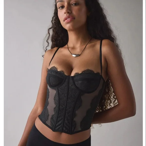 UO Out from Under Modern Love Corset black grey lace with boning - Picture 4 of 14